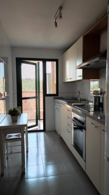 Apartamento Bonito En Con Piscina Marbella