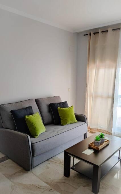 Bonito En Con Piscina Apartamento Marbella